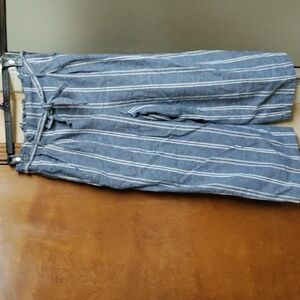 💥5/$10💥Arizona Jean Co. Blue Striped Wide-Leg Capris Style Pants